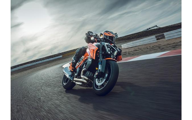 2026 1390 Super Duke R EVO - KTM