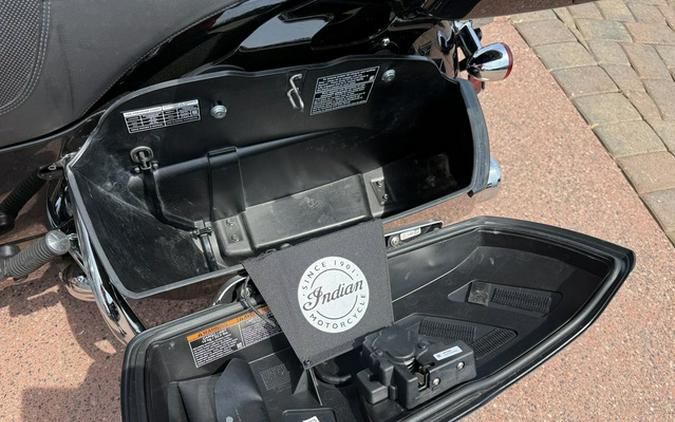 2023 Indian Chieftain Limited Black Metallic