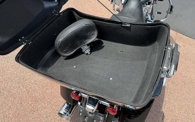 2023 Indian Chieftain Limited Black Metallic