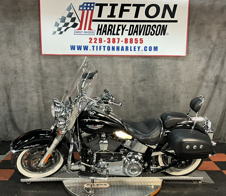 FLSTNSE 2015 CVO Softail Deluxe