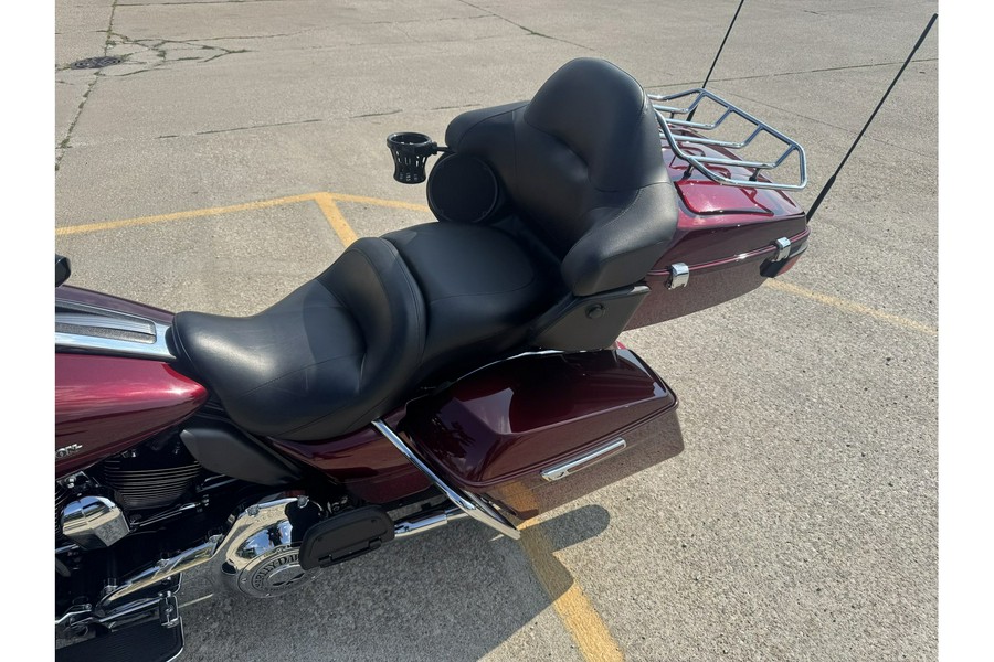 2016 Harley-Davidson® ULTRA LIMITED LOW