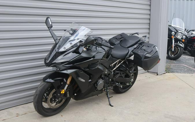 2022 Suzuki GSX-S1000GT+