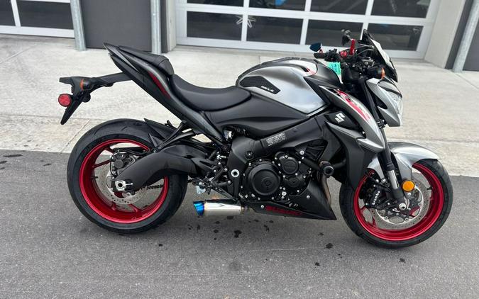 2020 Suzuki GSX-S1000