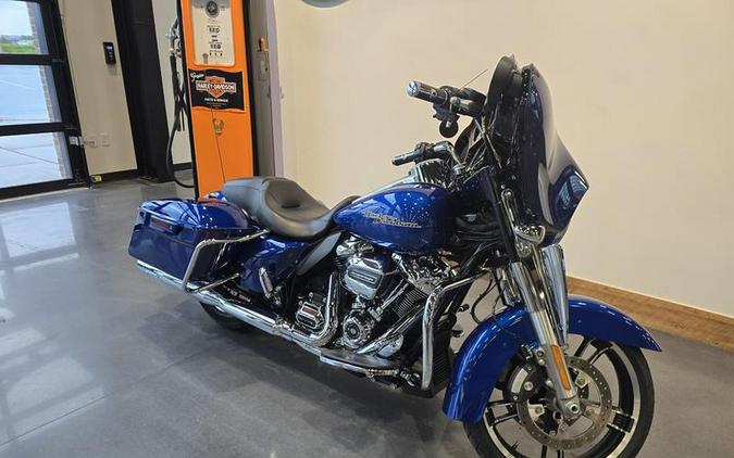 2017 Harley-Davidson® FLHXS - Street Glide® Special