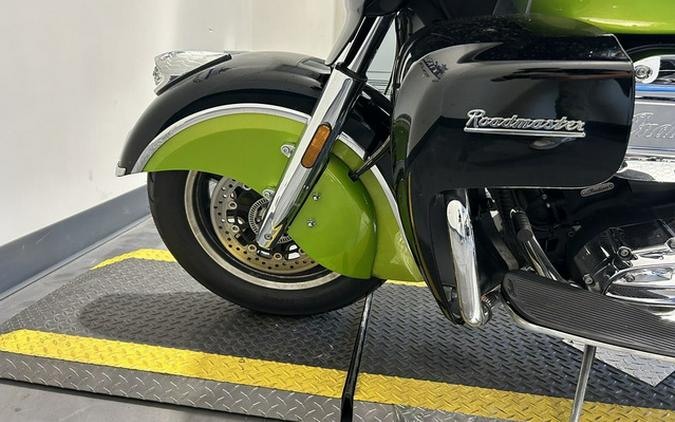2017 Indian Roadmaster Icon Thunder Black & Snakeskin Green
