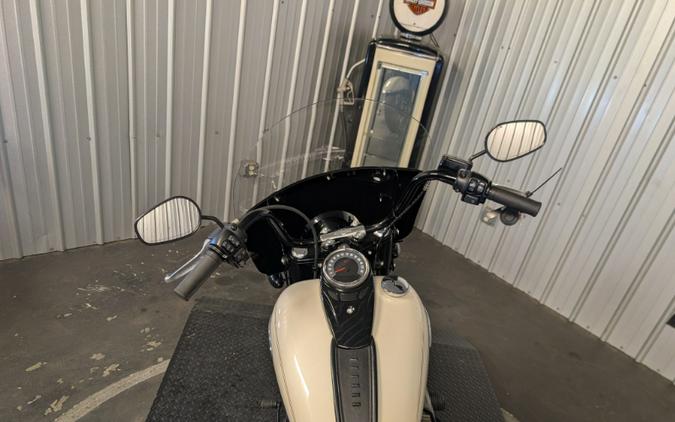 2022 Harley-Davidson HERITAGE CLASSIC 114