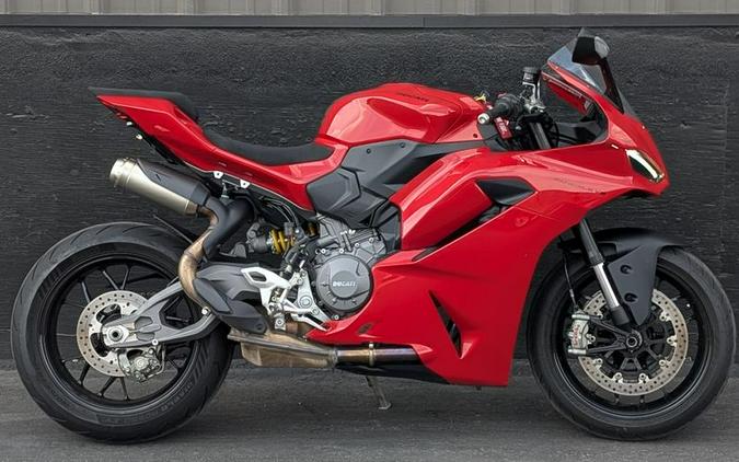 Used 2025 DUCATI PANIGALE V2