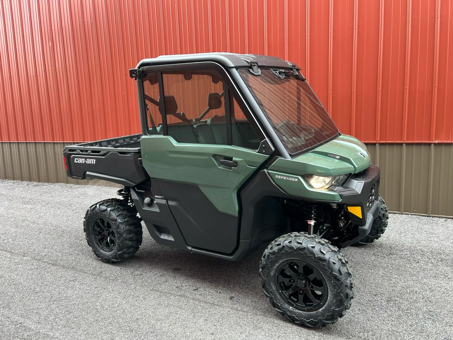 2024 Can-Am Defender DPS CAB HD9