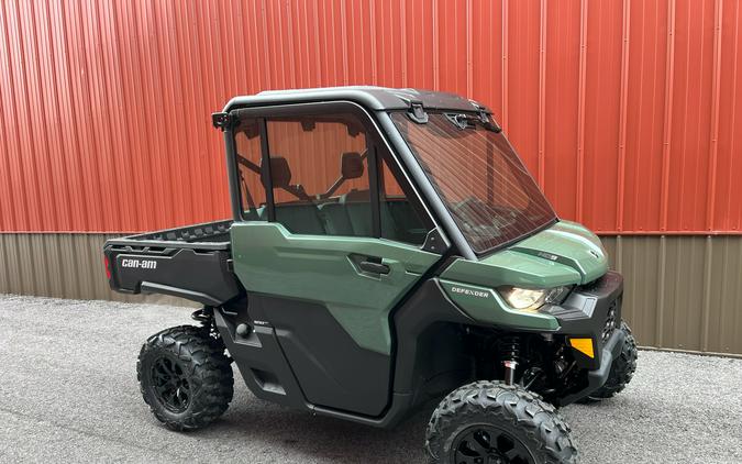 2024 Can-Am Defender DPS CAB HD9