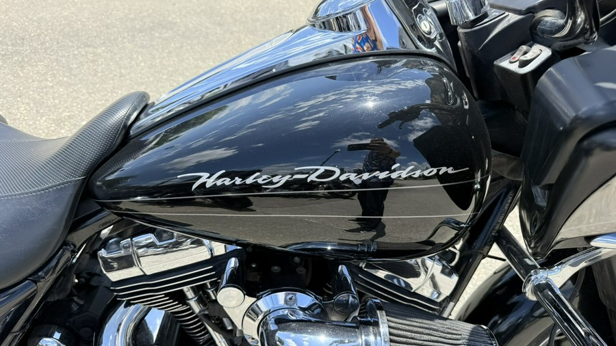 2010 Harley-Davidson® Road Glide® Custom