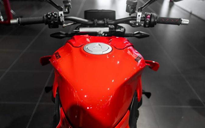 2027 Ducati STREETFIGHTER V4S