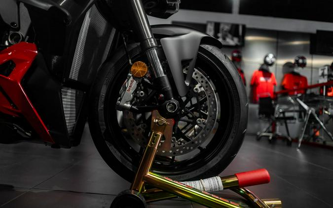 2027 Ducati STREETFIGHTER V4S