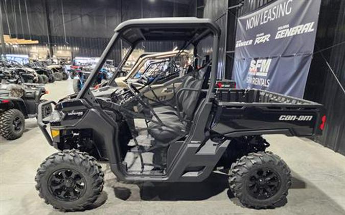 2024 Can-Am Defender XT HD10