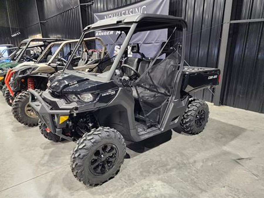 2024 Can-Am Defender XT HD10