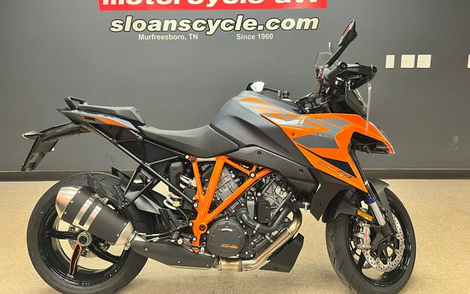 2024 KTM 1290 Super Duke GT