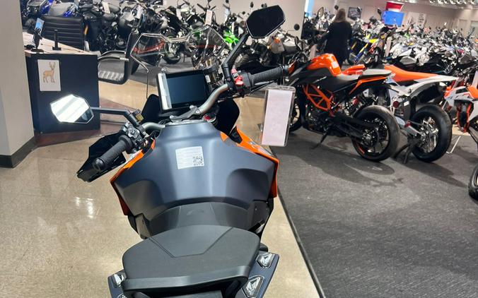 2024 KTM 1290 Super Duke GT