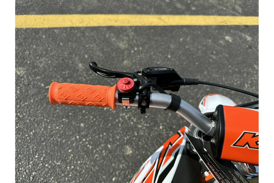 2025 KMB 60 - Kayo