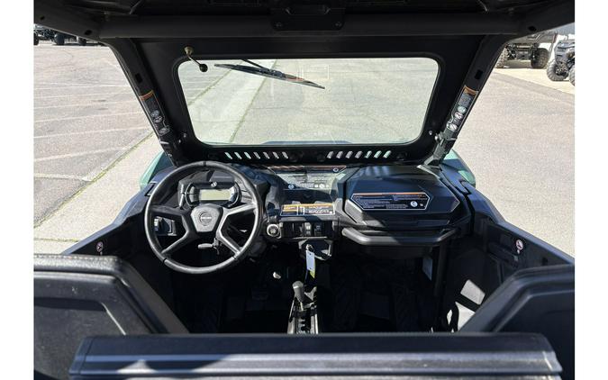 2022 Can-Am Commander DPS 700