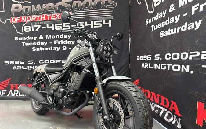 2026 Honda Rebel 300 E-Clutch