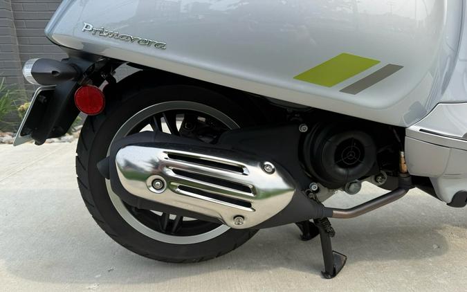 2025 Vespa Primavera 50 Tech