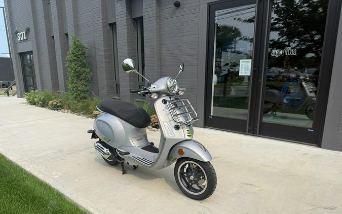 2025 Vespa Primavera 50 Tech