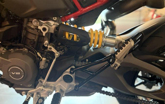 2027 Ducati HYPERMOTARD V2