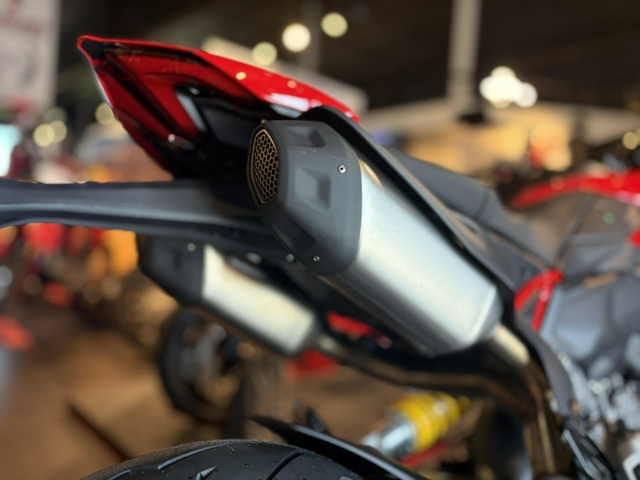 2027 Ducati HYPERMOTARD V2