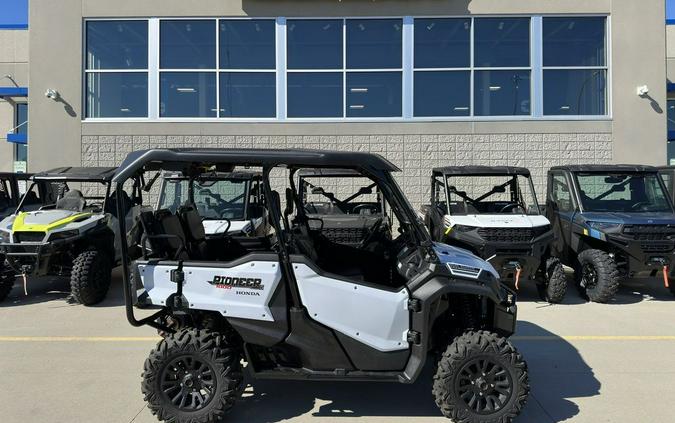 2021 Honda® Pioneer 1000-5 Deluxe