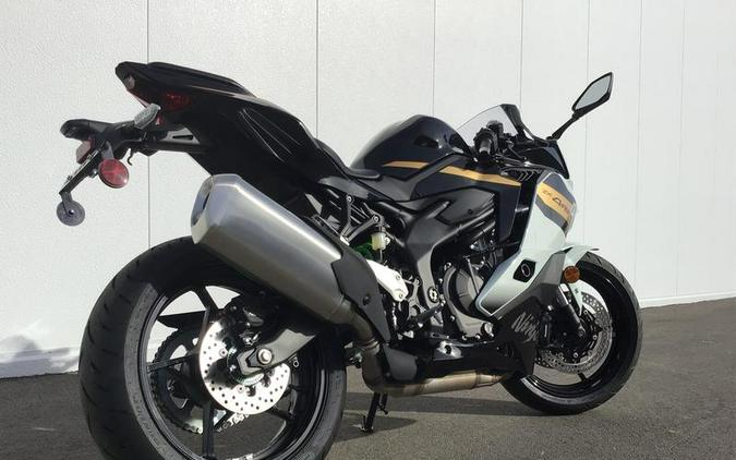 2026 Kawasaki Ninja® ZX™-4RR ABS