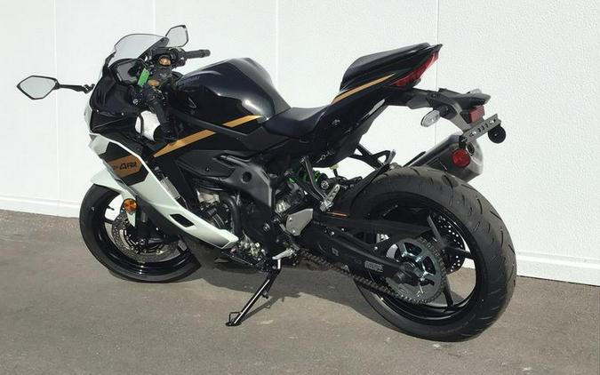 2026 Kawasaki Ninja® ZX™-4RR ABS