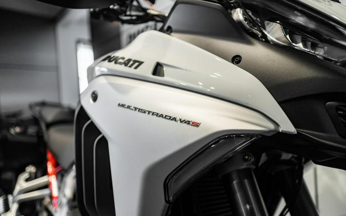2027 Ducati MULTISTRADA V4 S