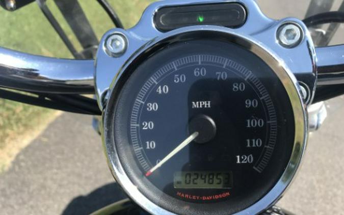 2012 Harley-Davidson SPORTSTER 1200 CUSTOM