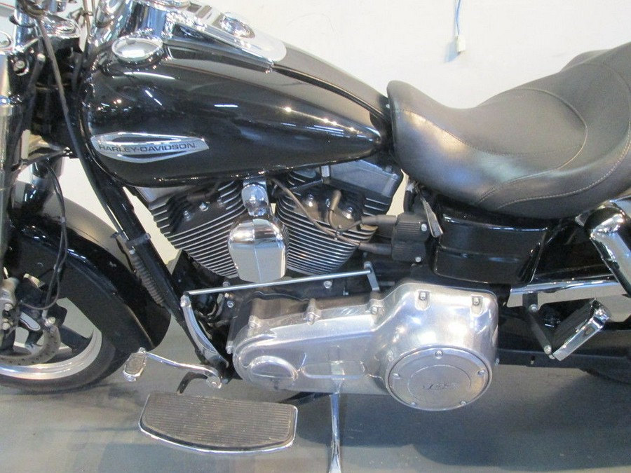 2012 Harley-Davidson® FLD - Dyna® Switchback™