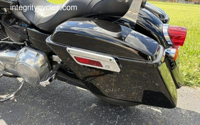 2012 Harley-Davidson® FLD - Dyna® Switchback™