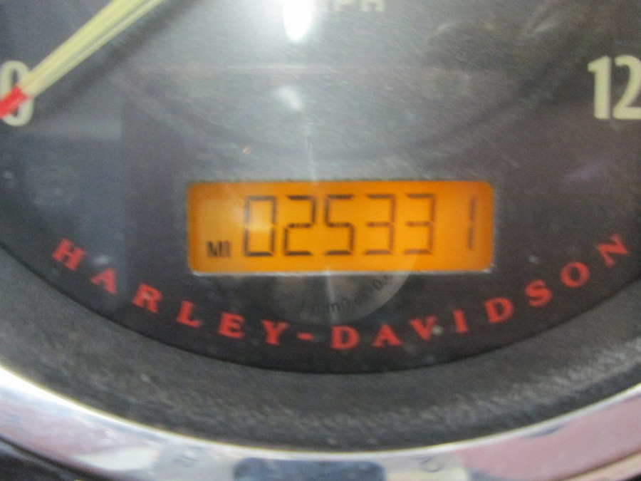 2012 Harley-Davidson® FLD - Dyna® Switchback™