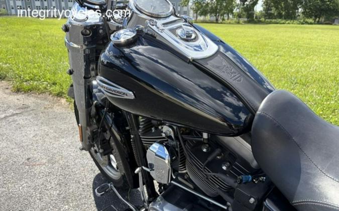 2012 Harley-Davidson® FLD - Dyna® Switchback™