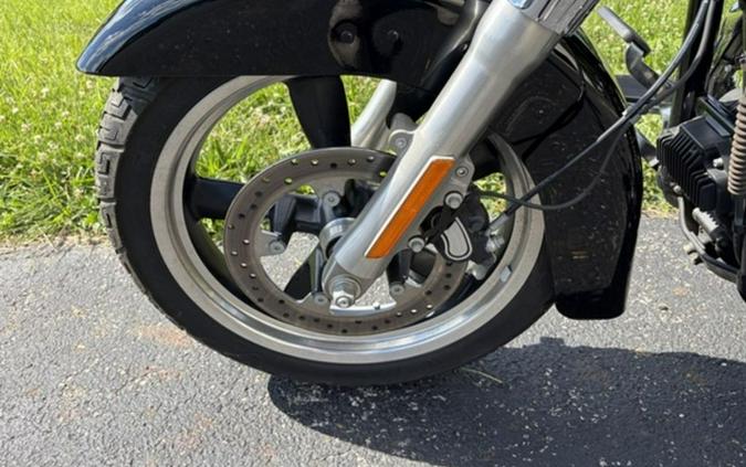 2012 Harley-Davidson® FLD - Dyna® Switchback™