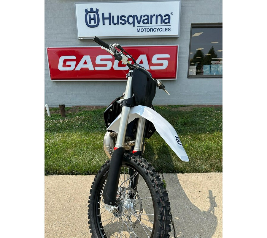 2022 Husqvarna Motorcycles TX300I