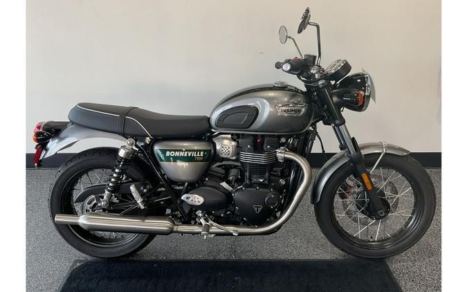 2022 Triumph Bonneville T100 Goldline Edition