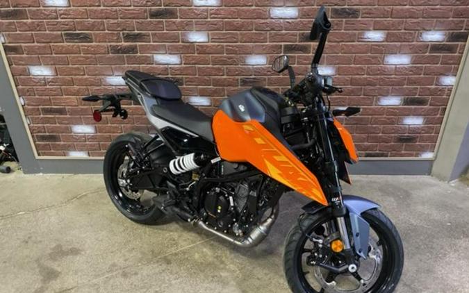 2024 KTM 250 Duke