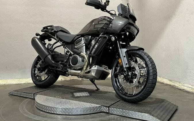 2023 Harley-Davidson Pan America™ 1250 Special GRAY HAZE