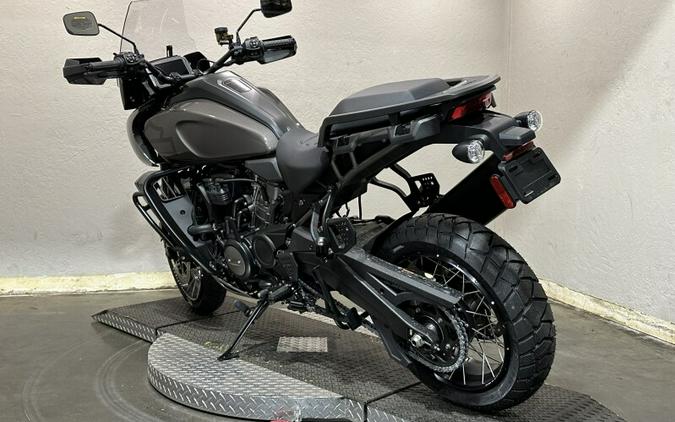 2023 Harley-Davidson Pan America™ 1250 Special GRAY HAZE