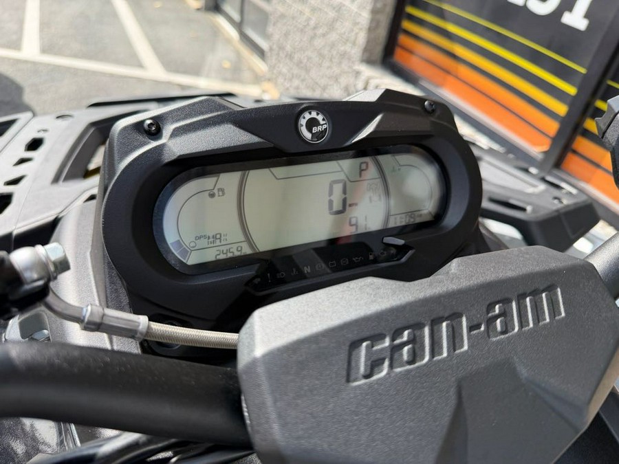 2024 Can-Am Outlander XT-P 850 Silver & Yellow