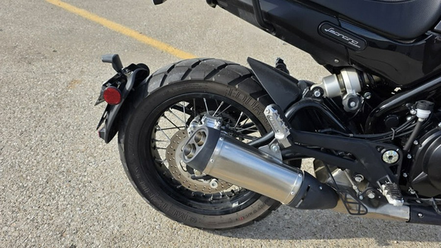 2021 Benelli Leoncino Trail