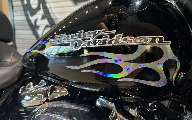 2019 Harley-Davidson® FLHX - Street Glide®