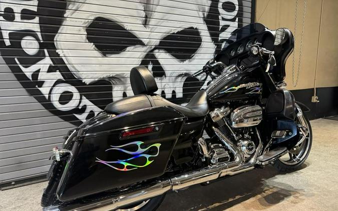 2019 Harley-Davidson® FLHX - Street Glide®