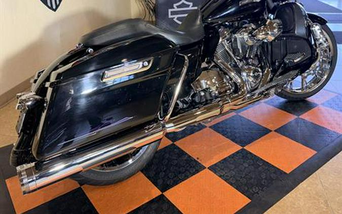 2021 Harley-Davidson Road Glide®