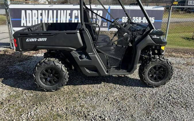 2023 Can-Am® Defender DPS HD9 Timeless Black