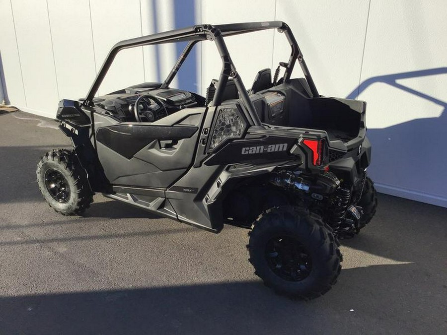 2026 Can-Am® Maverick Trail DPS 1000R