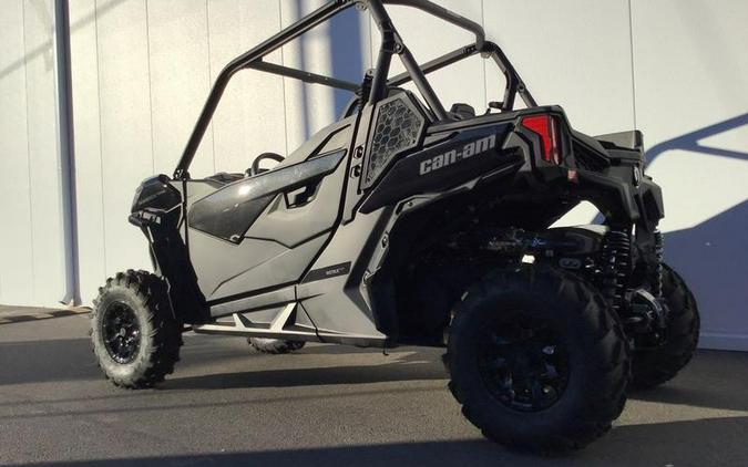 2026 Can-Am® Maverick Trail DPS 1000R